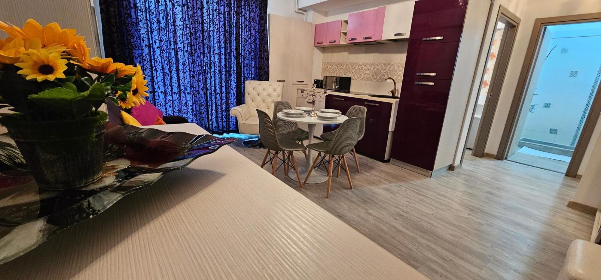 Luxury Aparthotel Promenada In Building Stefan Prima Linie La Mare ナボダリ エクステリア 写真